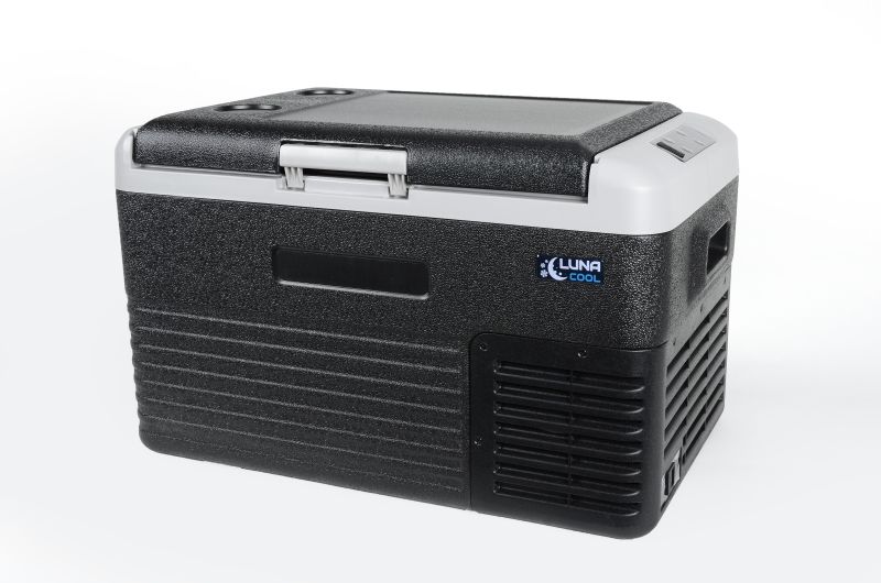 JÄÄKAAPPI 30L AC/DC 12/24V 372x608x365mm KOMPRESSO